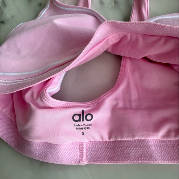 ALO Yoga Sweet Pink Heart Throb Sports Bra NWT Small - Picture 5 of 8